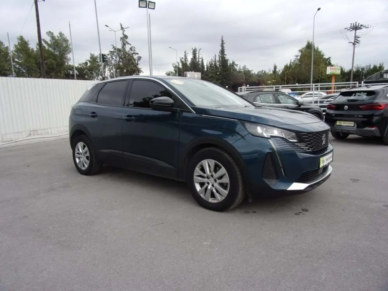 Peugeot 3008 - View 1