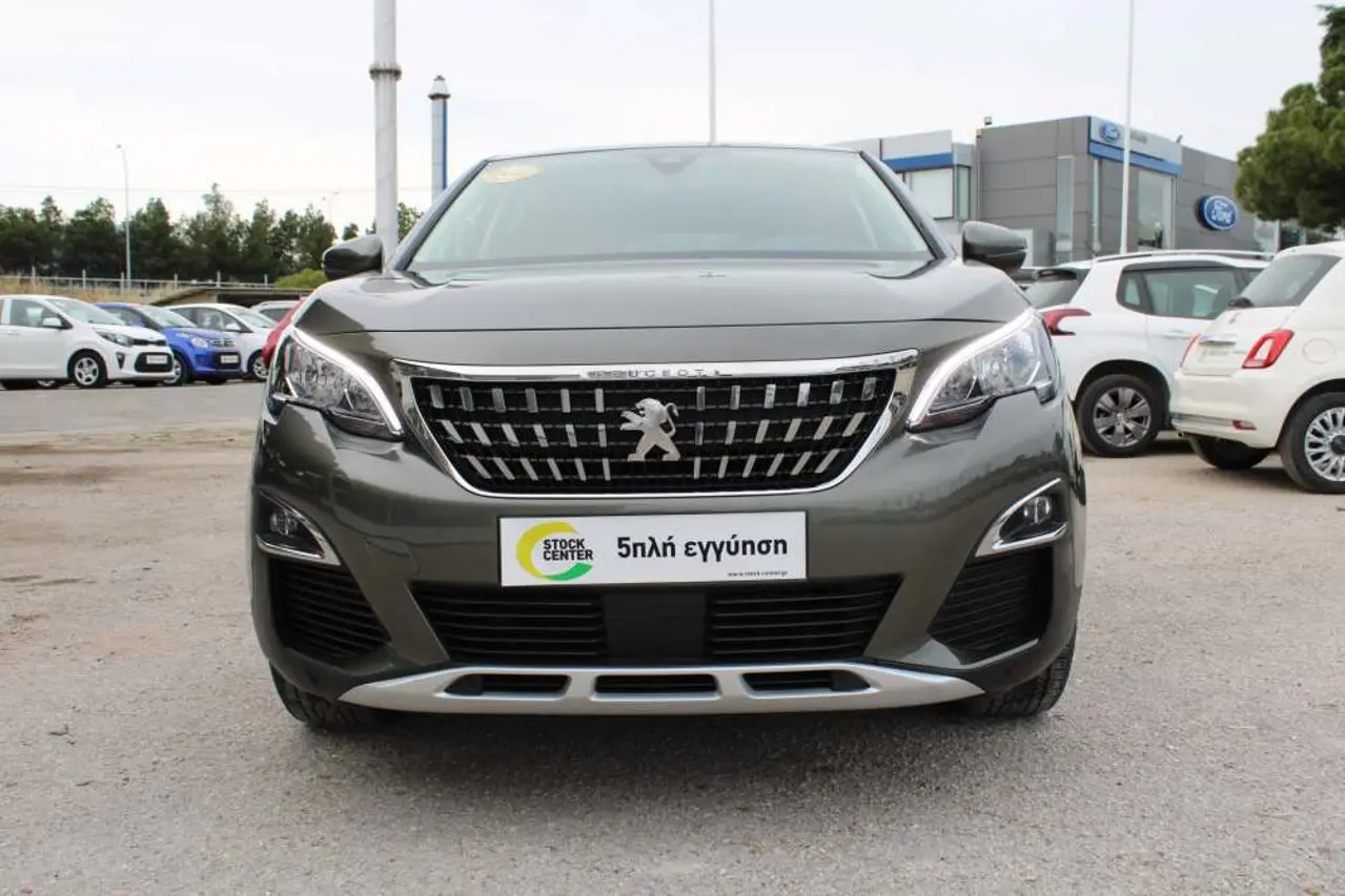 Peugeot 3008 - View 2