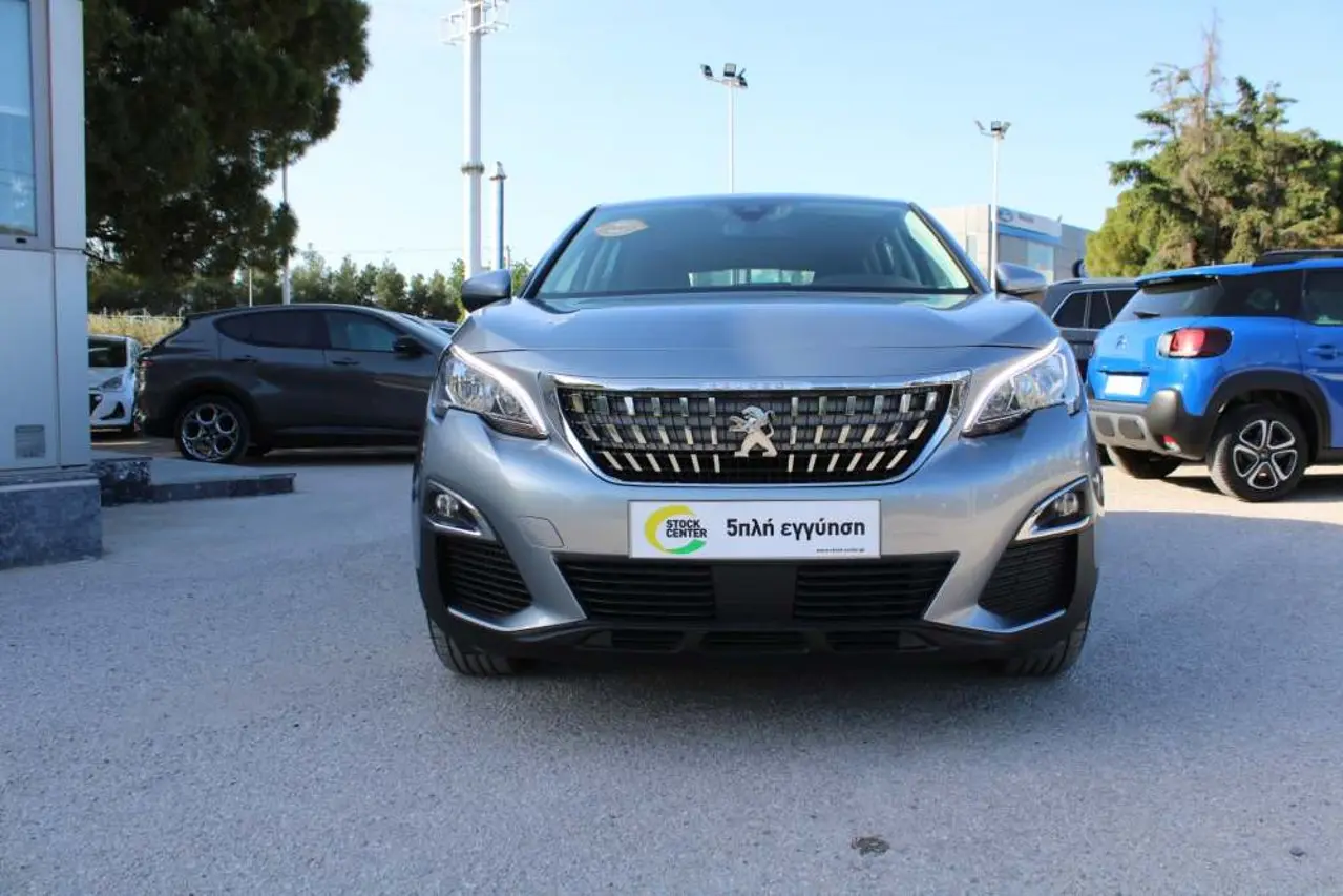 Peugeot 3008 - View 2