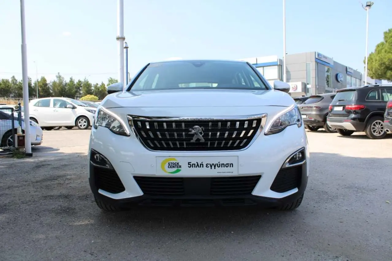 Peugeot 3008 - View 3