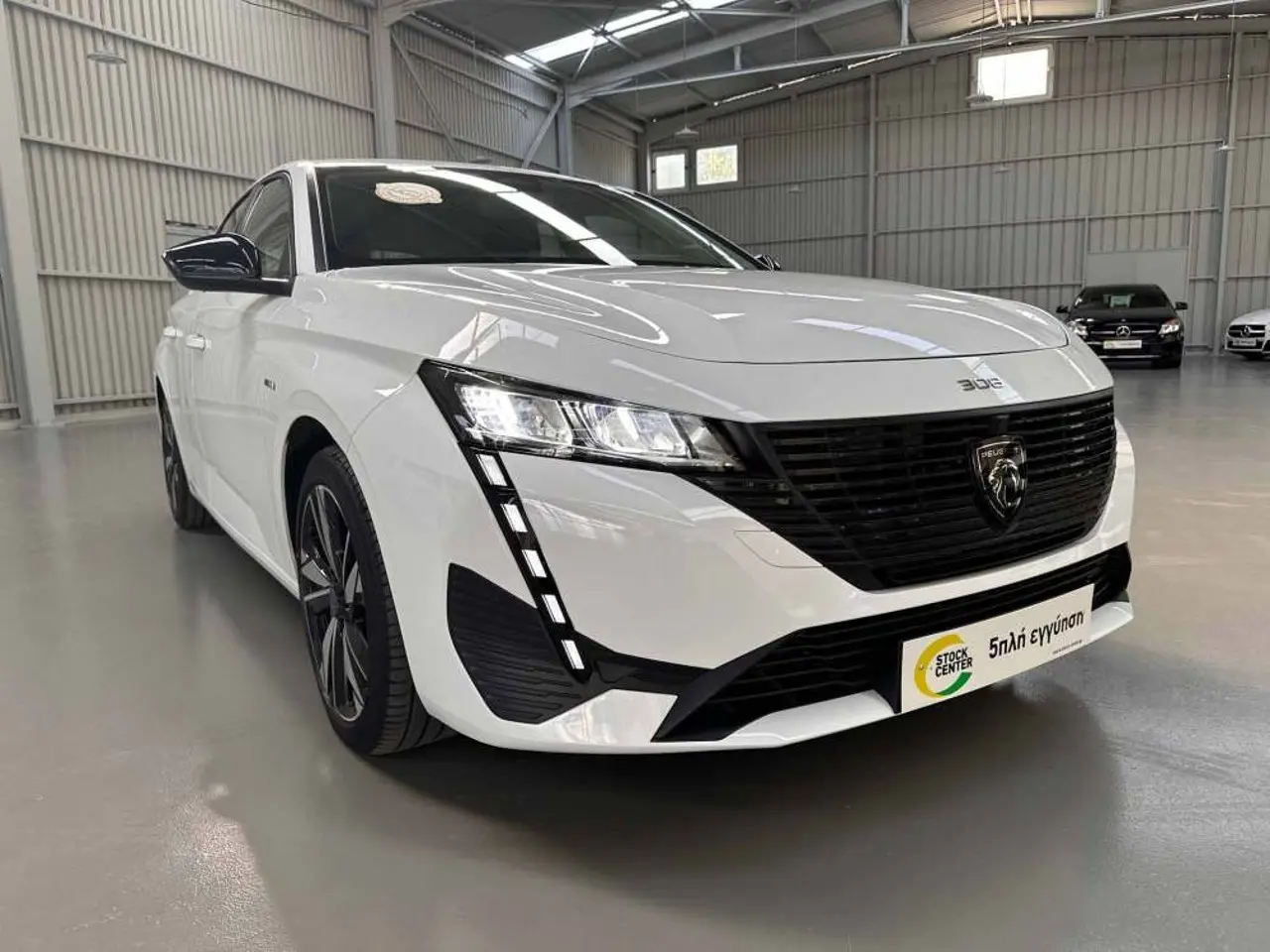Peugeot 308 - View 1