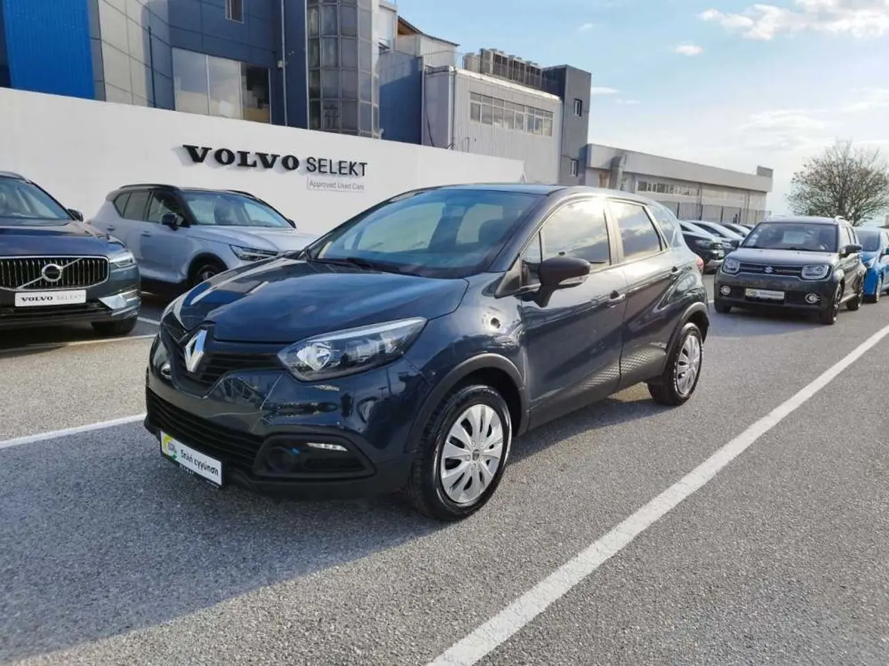 Renault Captur - View 3