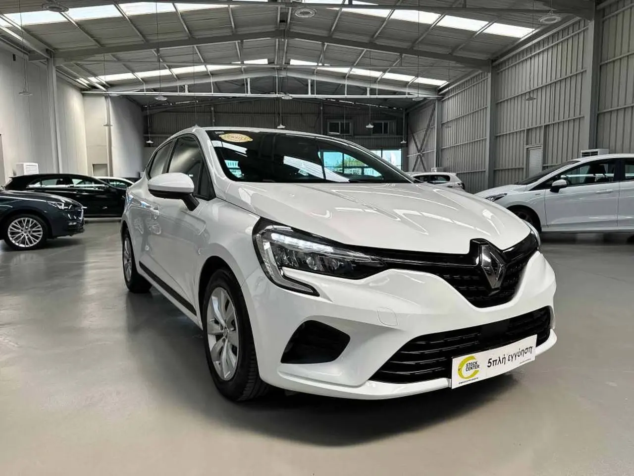 Renault Clio - View 2