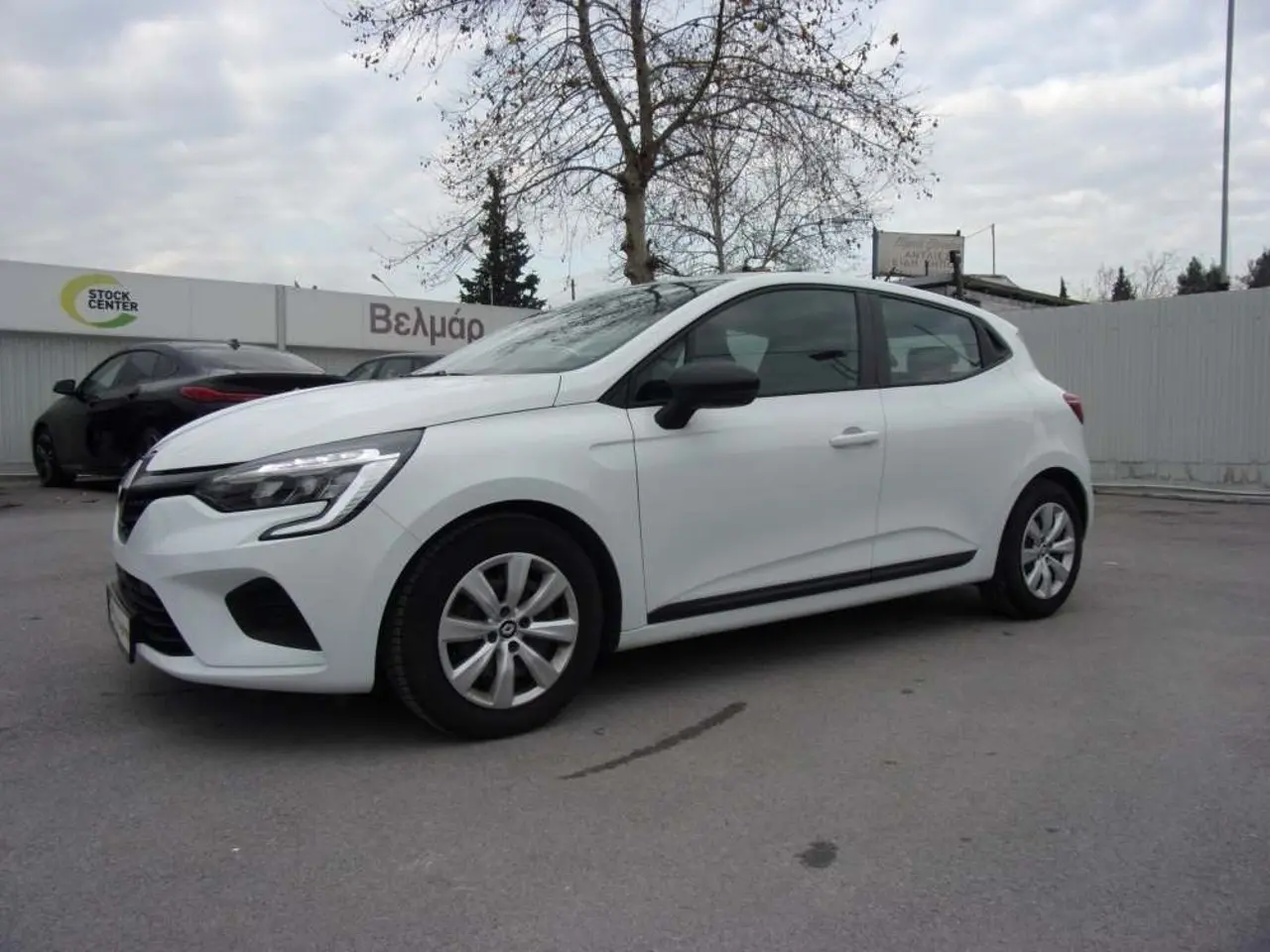 Renault Clio - View 3