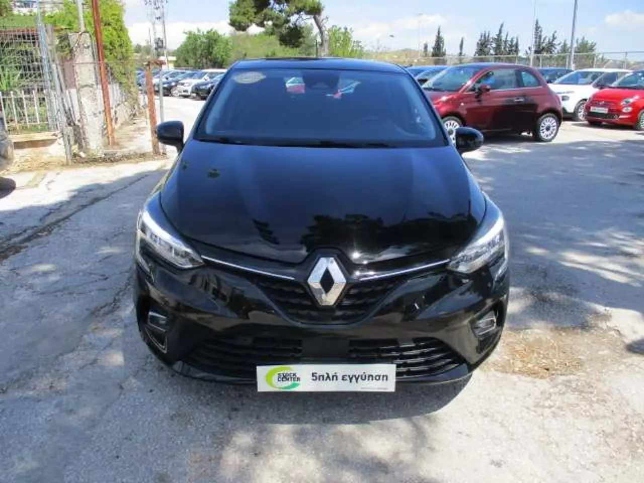 Renault Clio - View 2