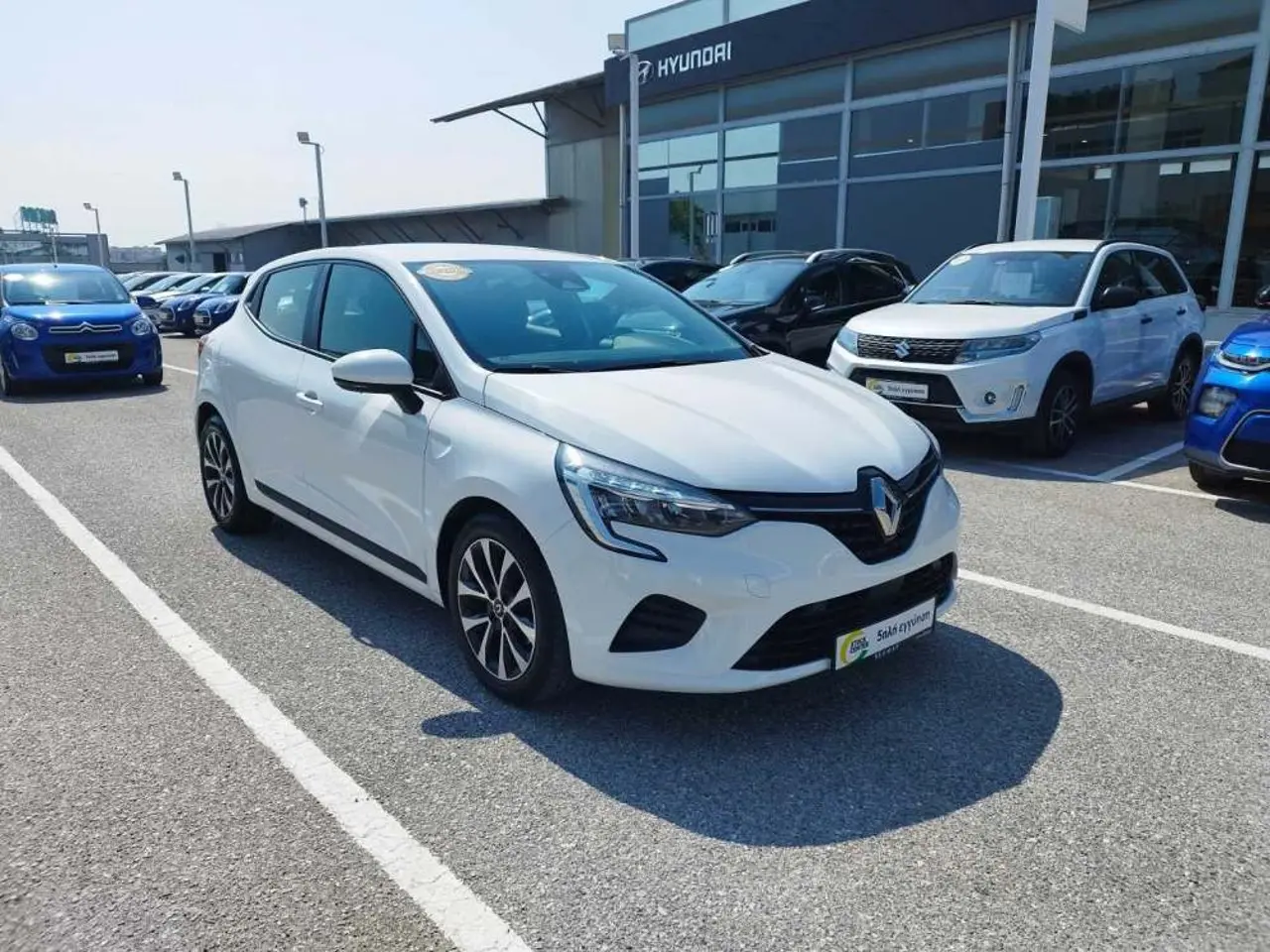 Renault Clio - View 2