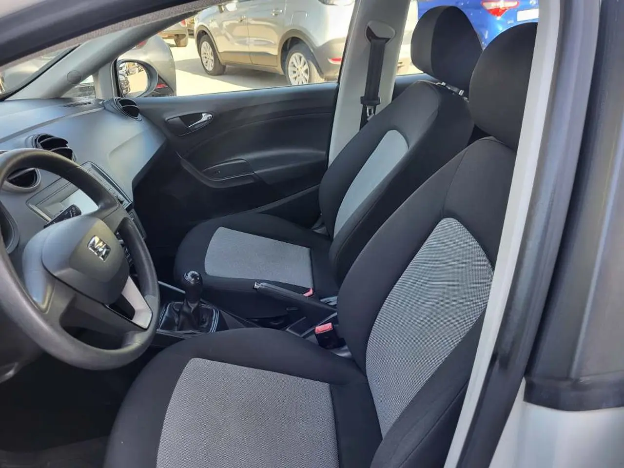 https://cdn.autoq.gr/websites/stock-center.gr/images/vehicles/seat-ibiza-5-hronia-eggyisi-ibiza-10-style-75hp-benz-aspro-2017/20241113_135510.jpg