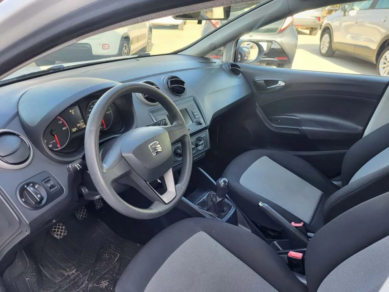 https://cdn.autoq.gr/websites/stock-center.gr/images/vehicles/seat-ibiza-5-hronia-eggyisi-ibiza-10-style-75hp-benz-aspro-2017/20241113_135513.jpg