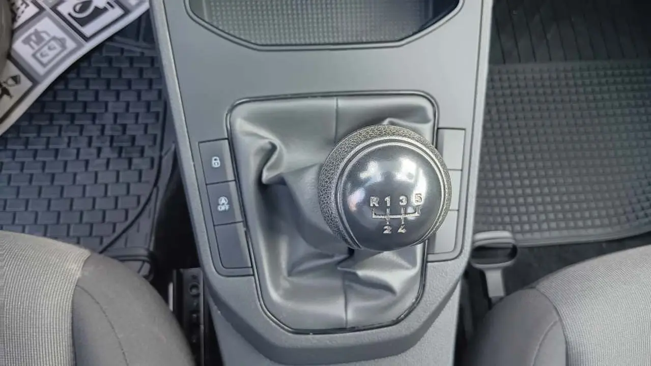 https://cdn.autoq.gr/websites/stock-center.gr/images/vehicles/seat-ibiza-5-hronia-eggyisi-reference-gkri-2021/20250528_165916.jpg