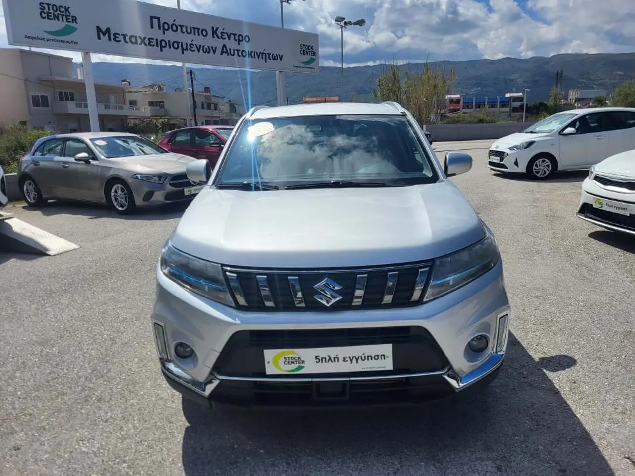 Suzuki Vitara - View 2