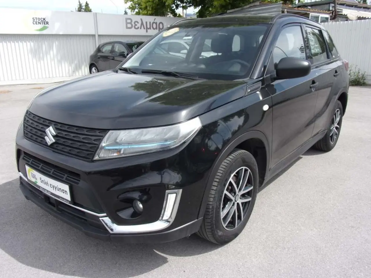 Suzuki Vitara - View 3