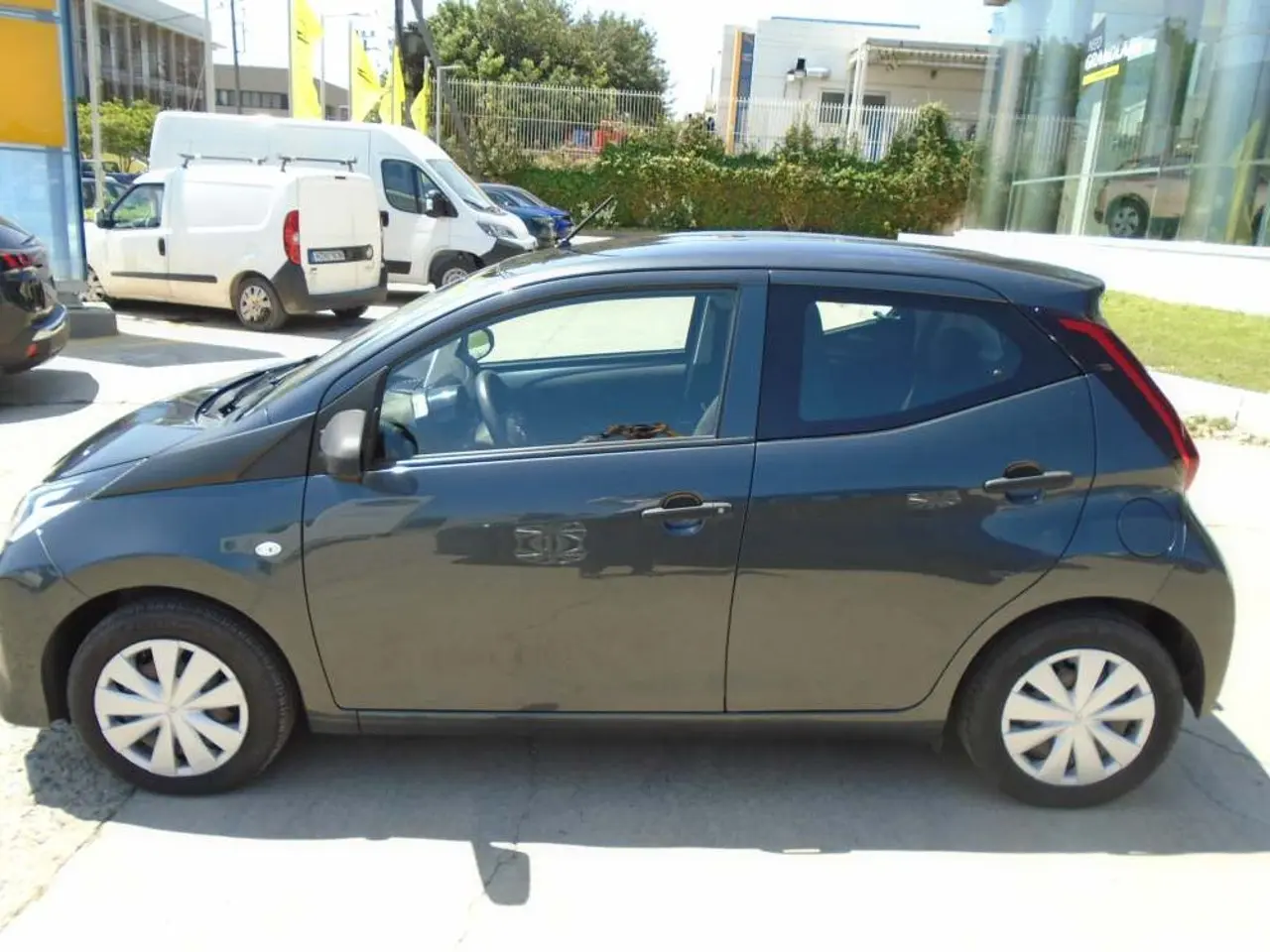 Toyota Aygo - View 3