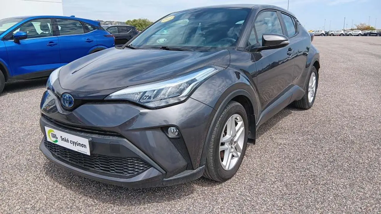 Toyota C-HR - View 3