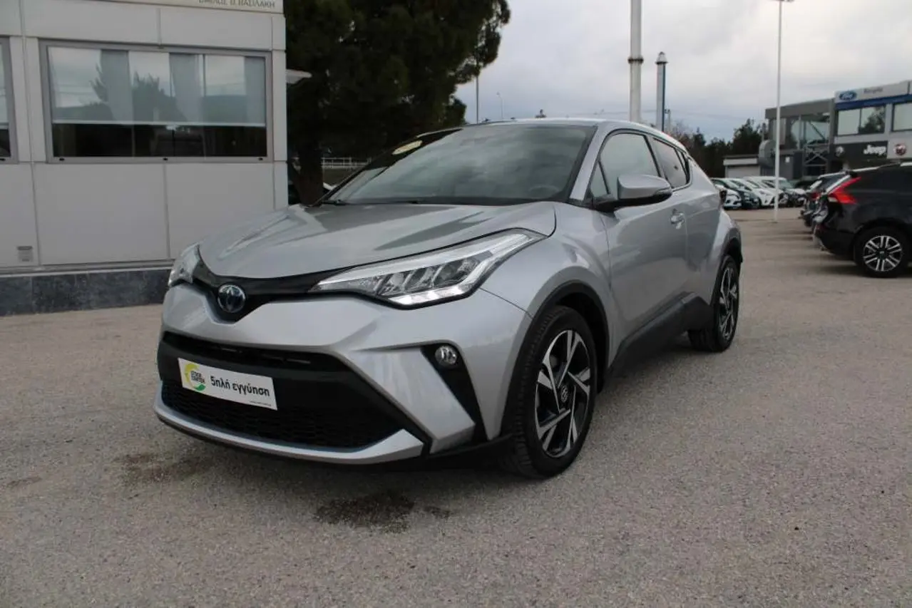 Toyota C-HR - View 3