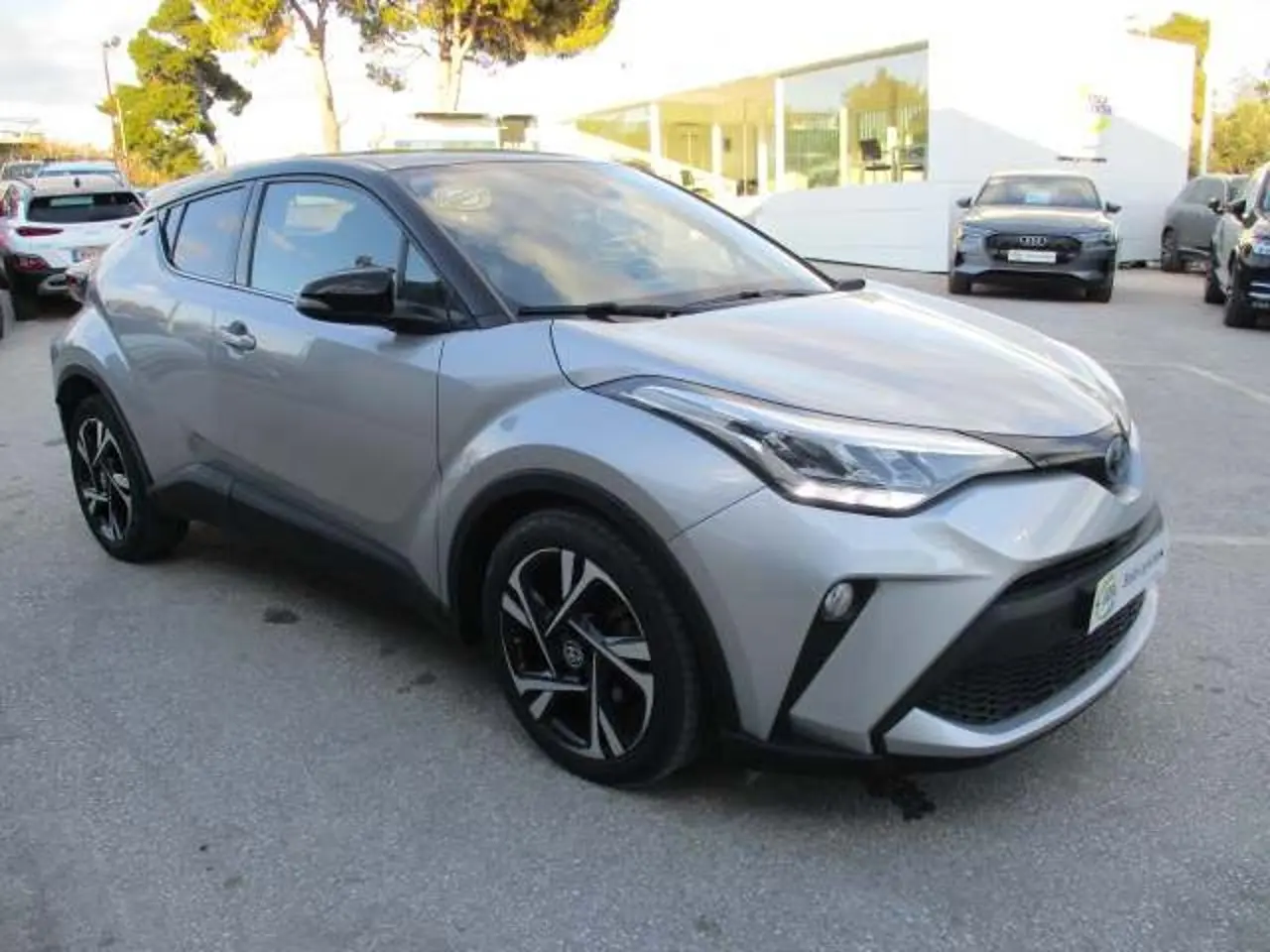 Toyota C-HR - View 1