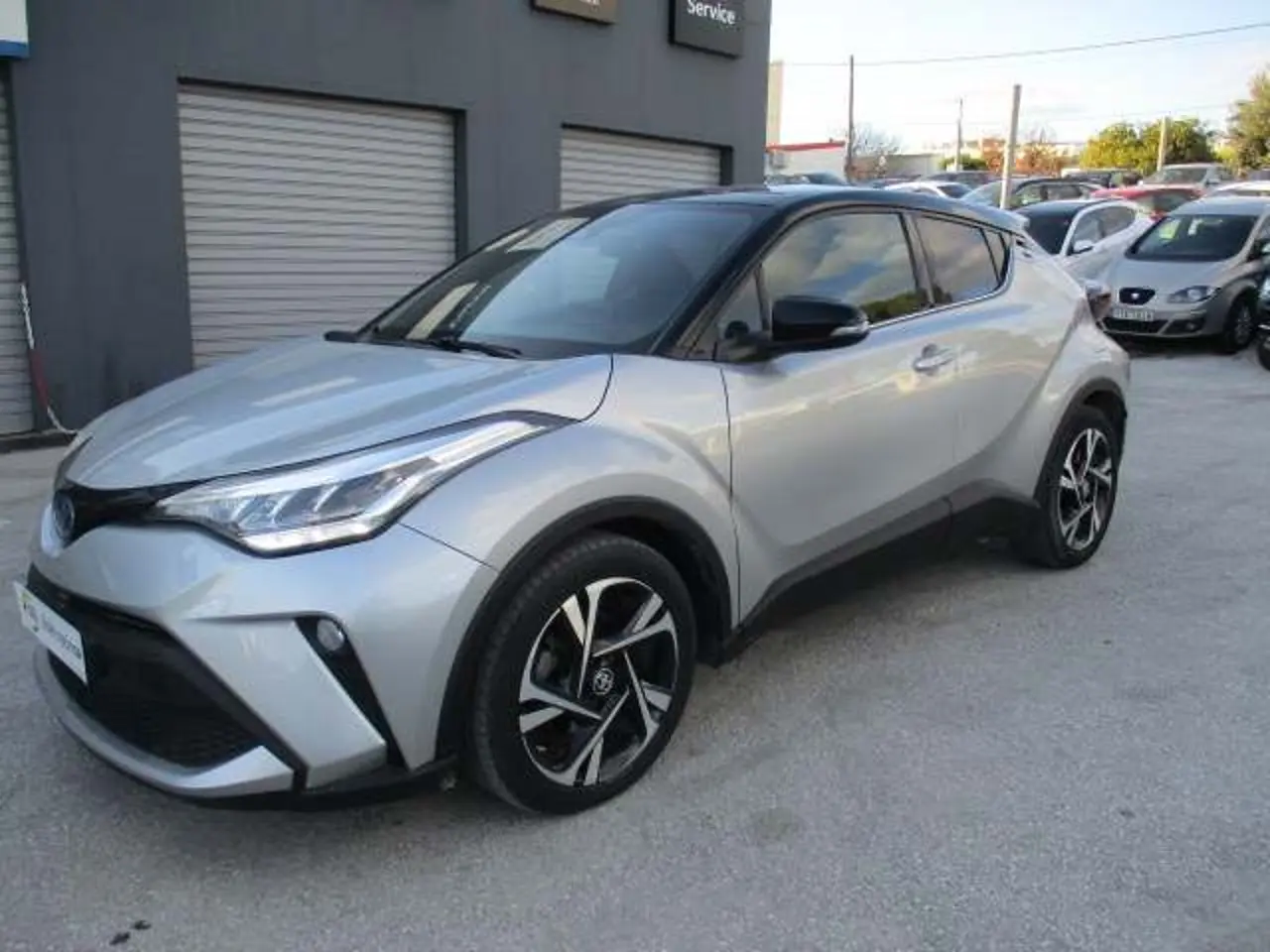 Toyota C-HR - View 3