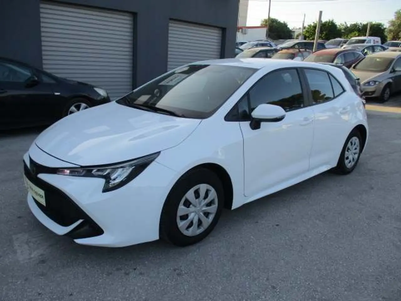 Toyota Corolla - View 3