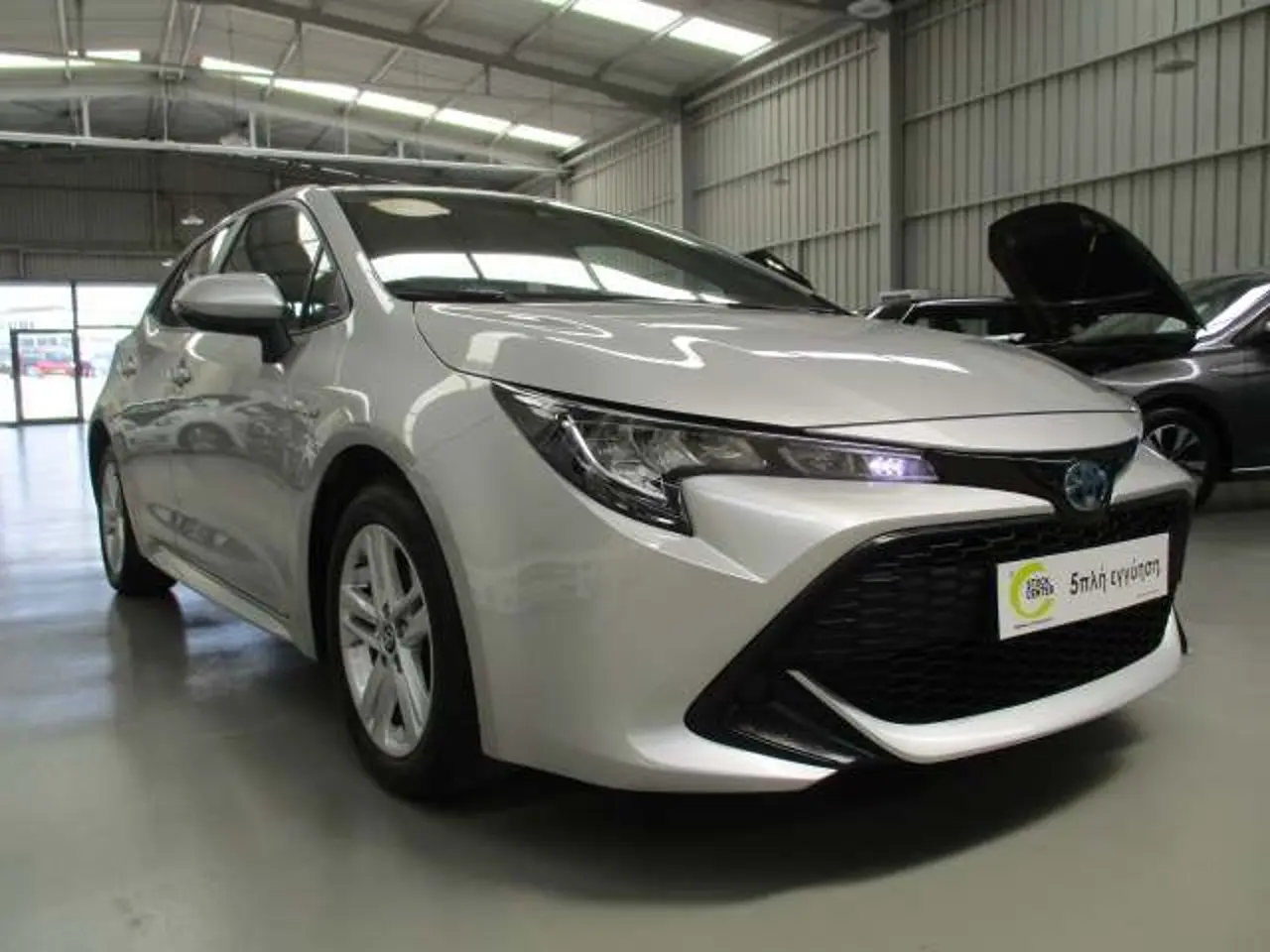 Toyota Corolla - View 1