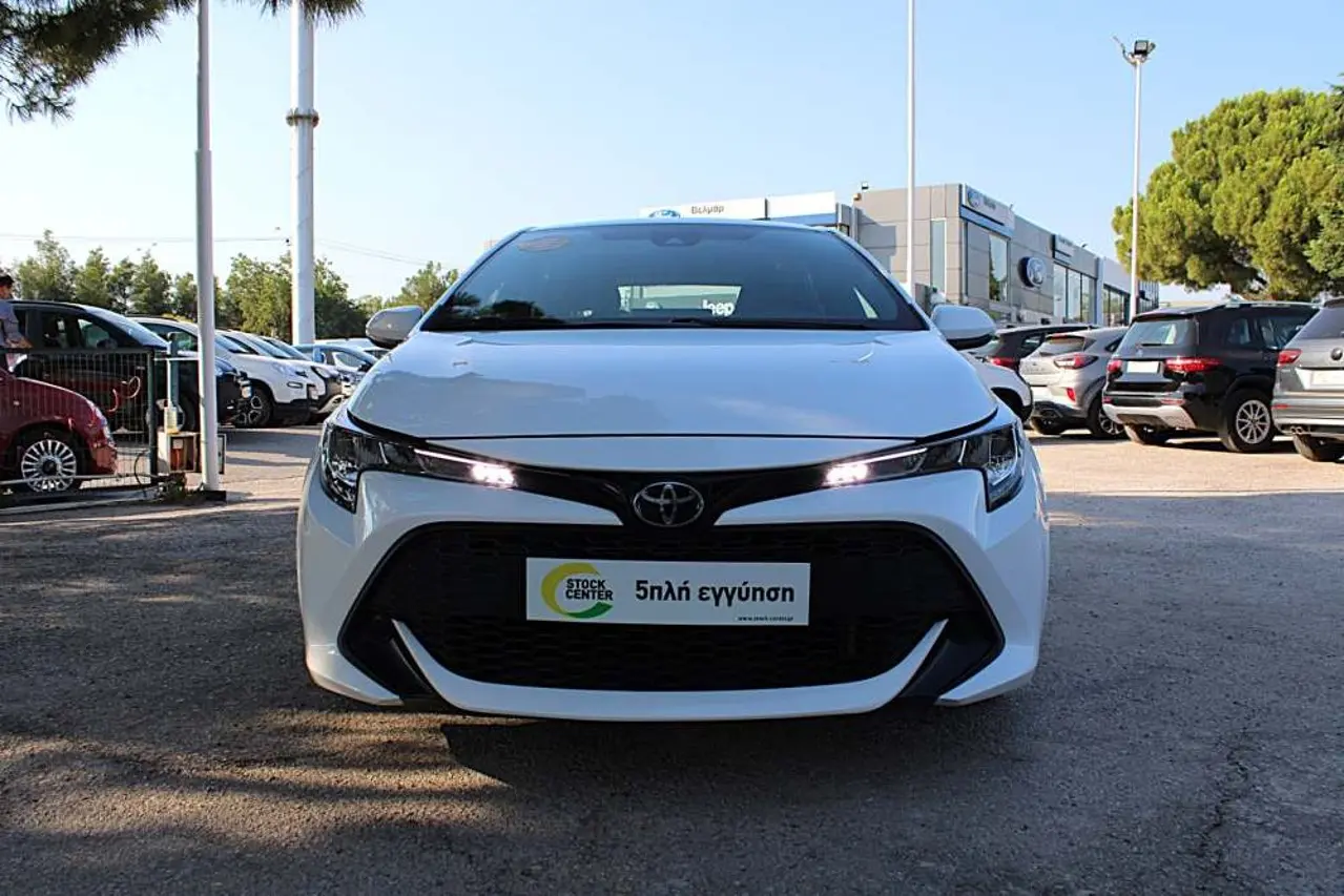 Toyota Corolla - View 2