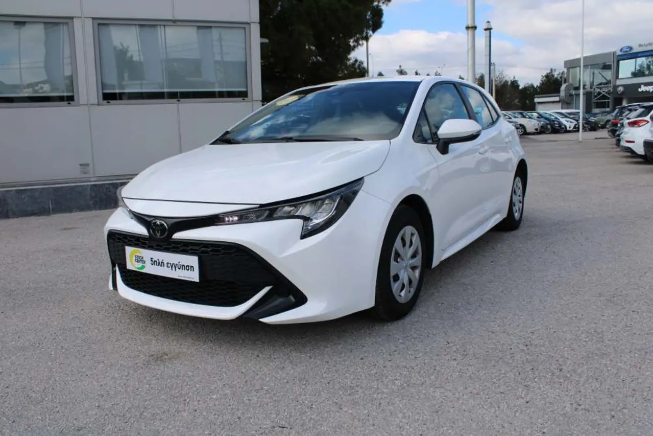Toyota Corolla - View 3