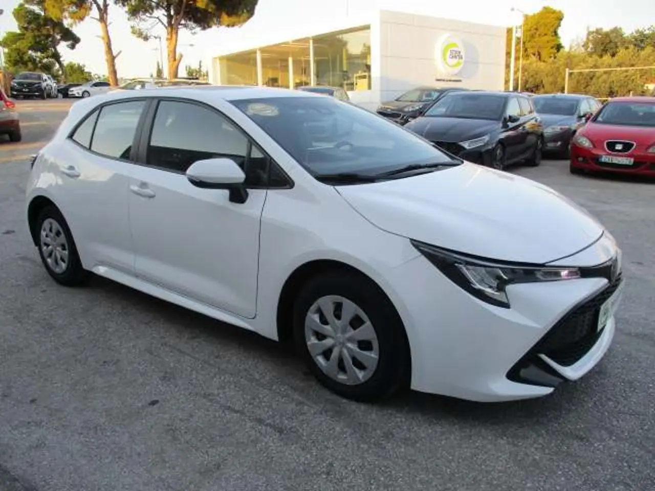 Toyota Corolla - View 2