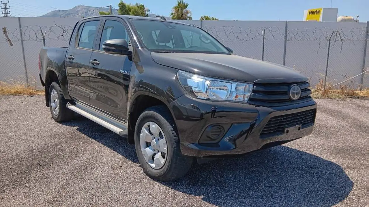 Toyota Hilux - View 2