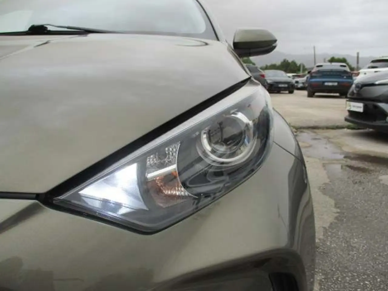 https://cdn.autoq.gr/websites/stock-center.gr/images/vehicles/toyota-yaris-5-hronia-eggyisi-15-active-steel-125hp-prasino-2021/img_6102.jpg