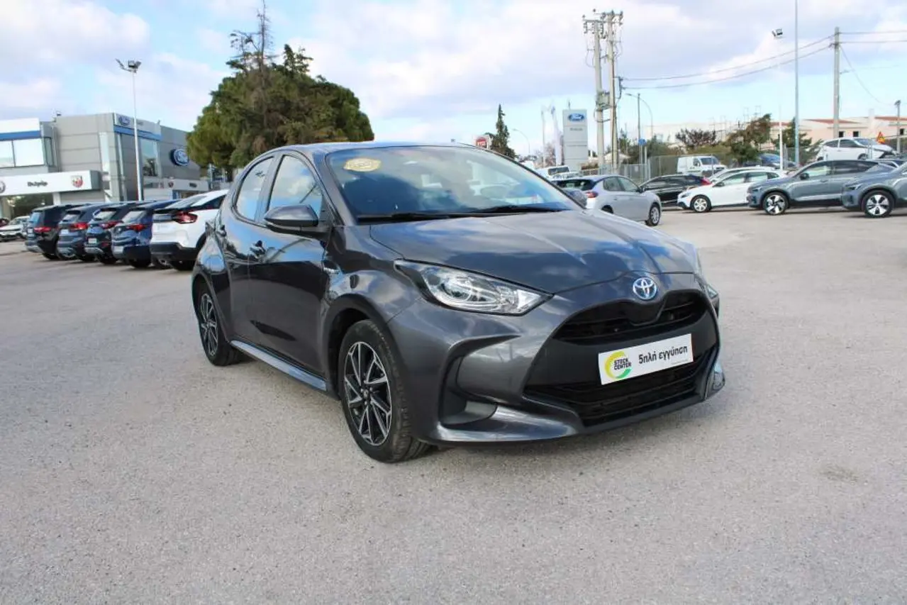 Toyota Yaris - View 1