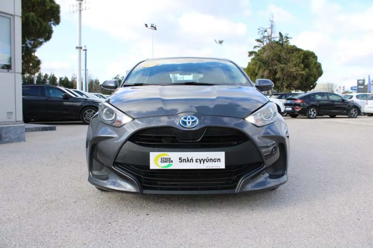 Toyota Yaris - View 2