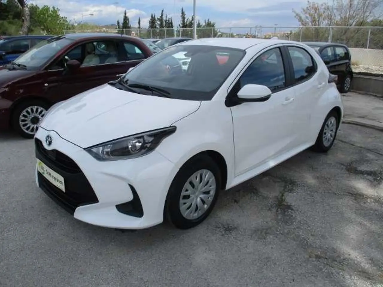 Toyota Yaris - View 3
