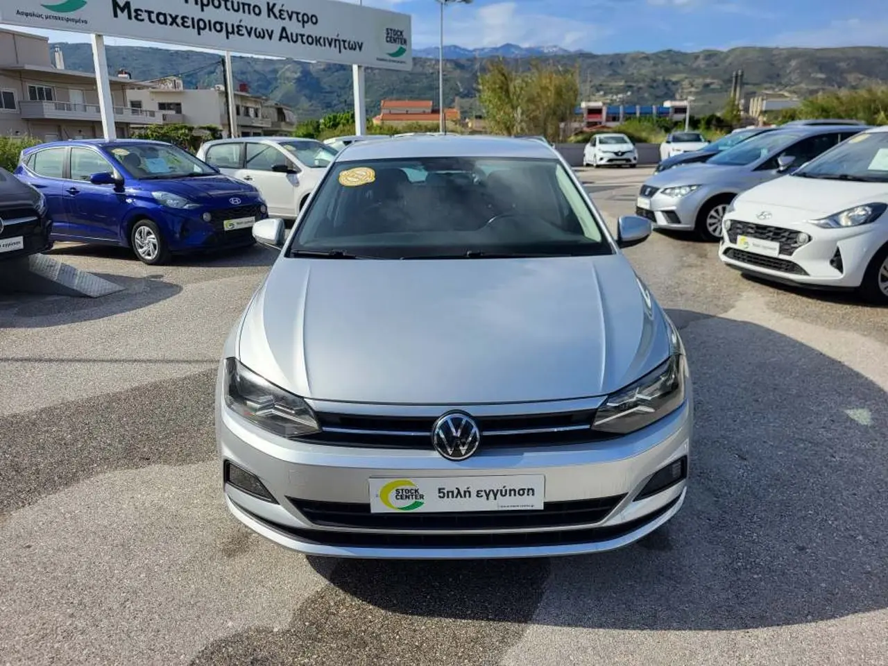 Volkswagen Polo - View 2
