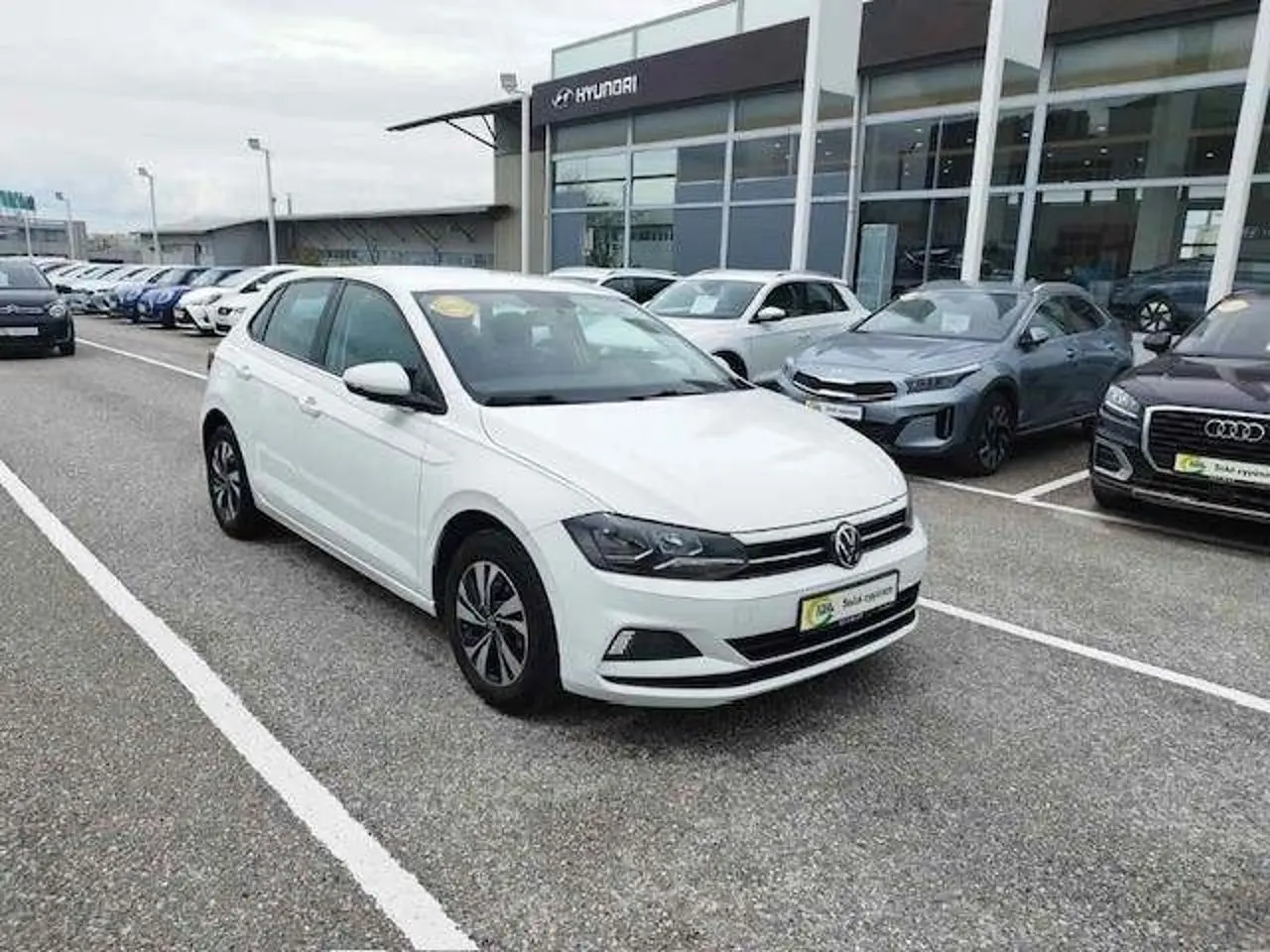 Volkswagen Polo - View 1