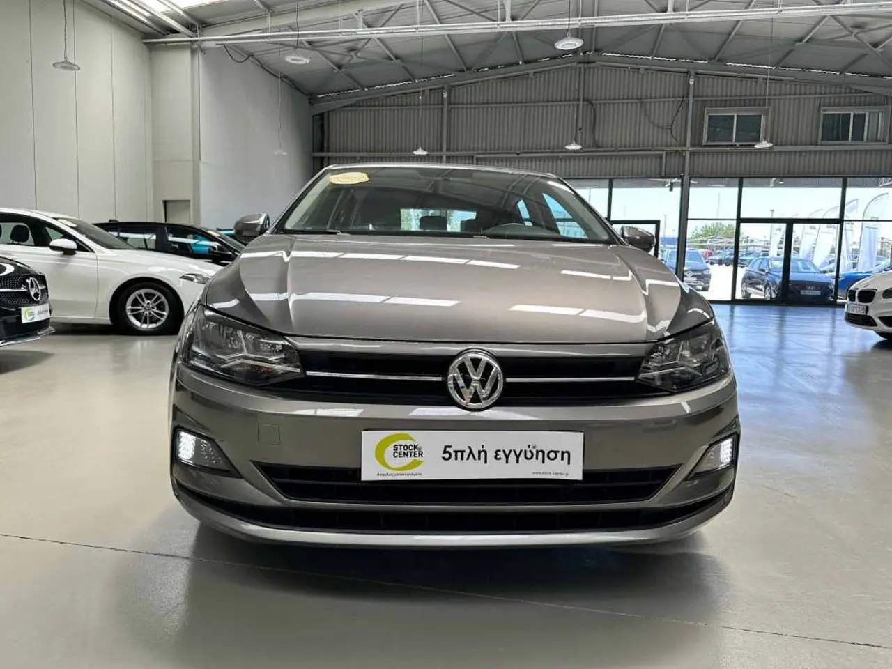 Volkswagen Polo - View 3