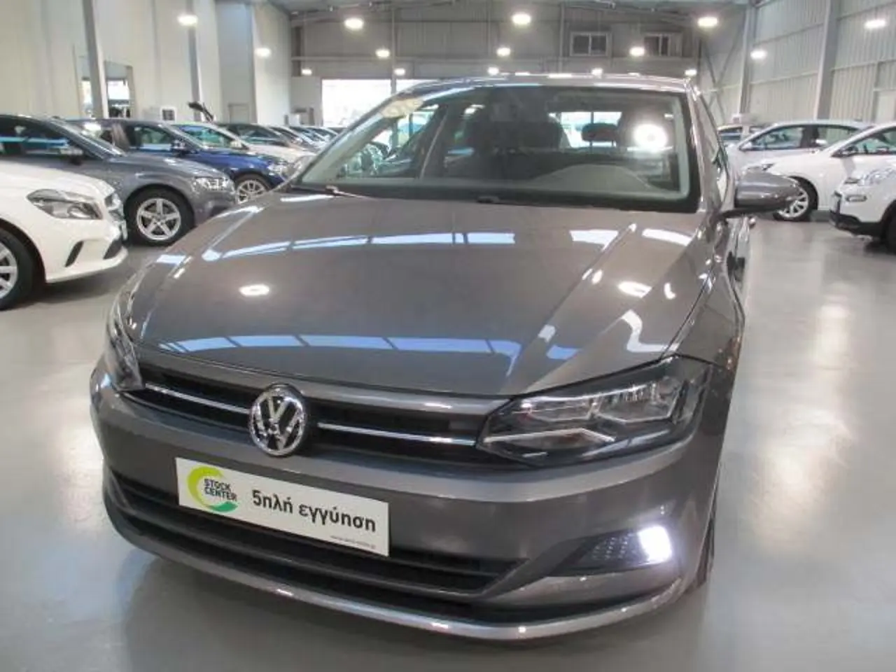 Volkswagen Polo - View 3