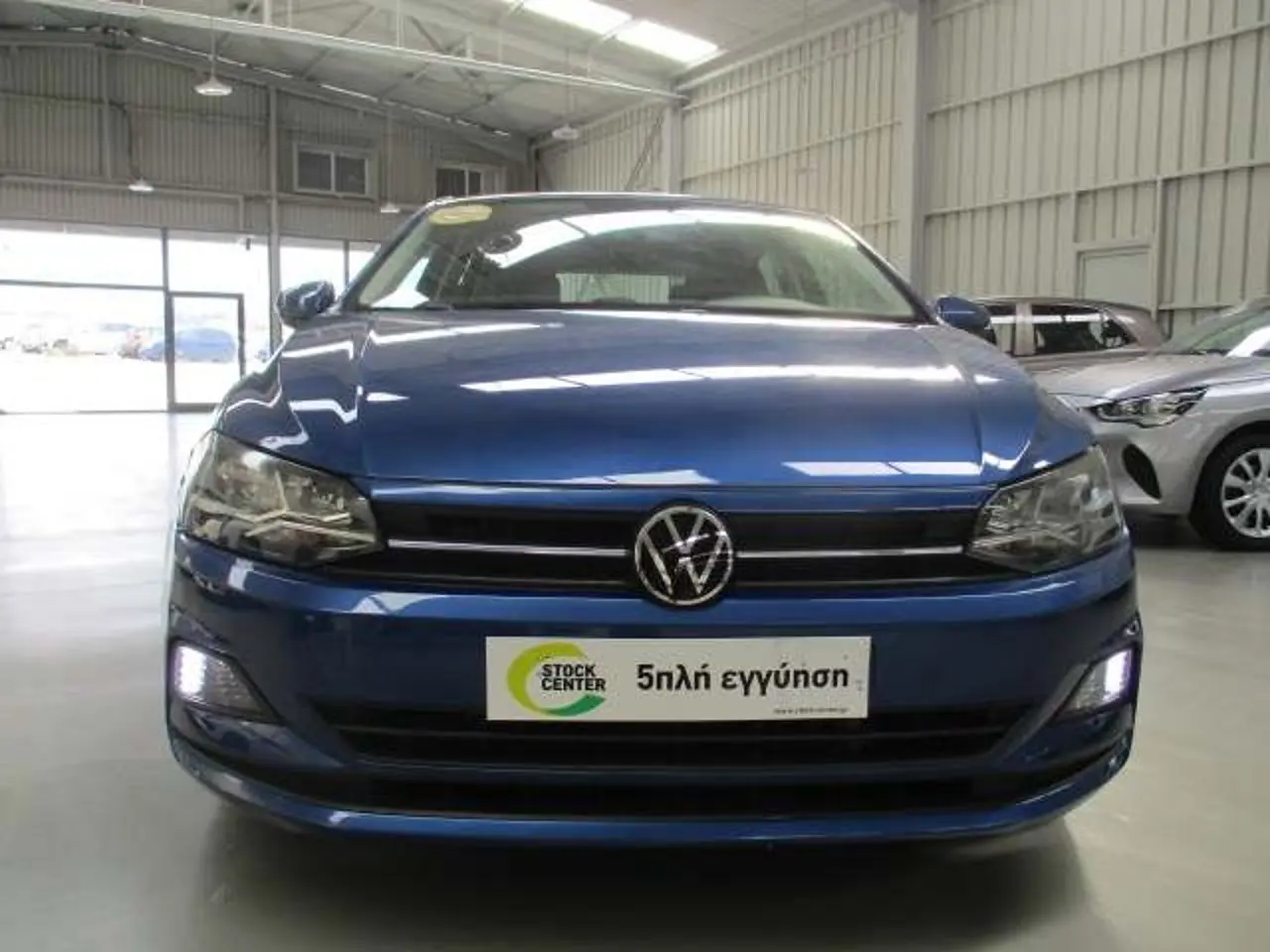 Volkswagen Polo - View 2