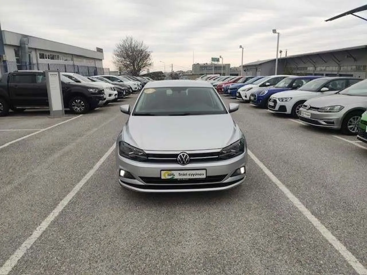 Volkswagen Polo - View 2