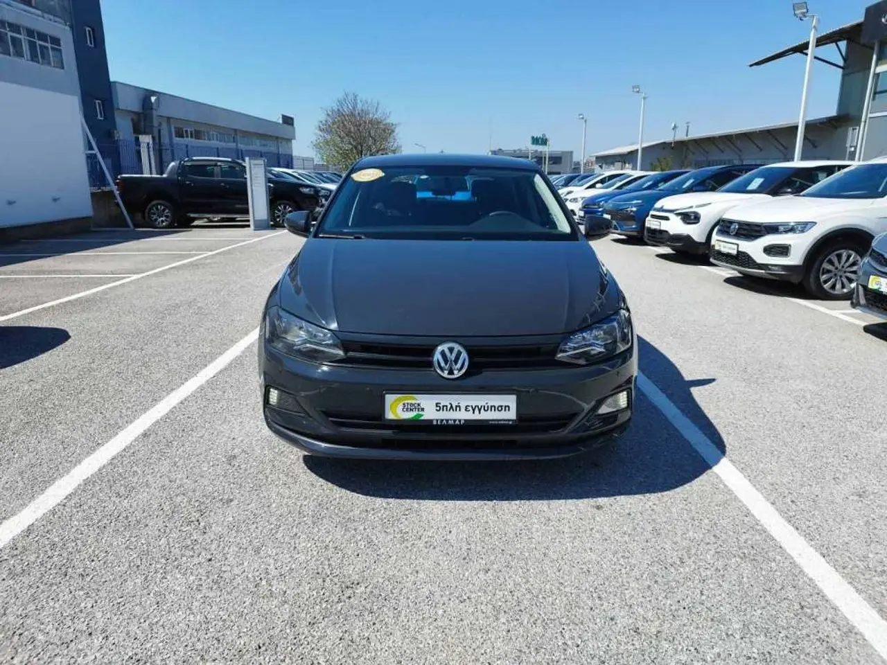 Volkswagen Polo - View 2