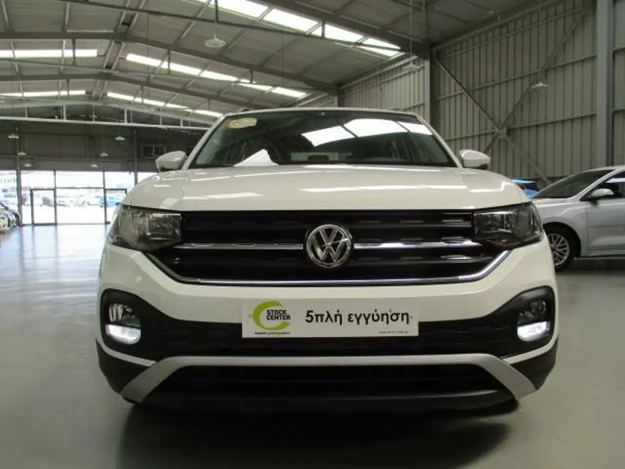 Volkswagen T-Cross - View 3