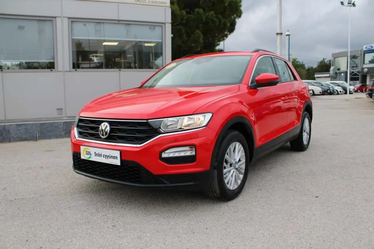 Volkswagen T-Roc - View 3