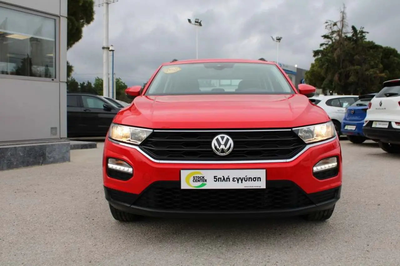 Volkswagen T-Roc - View 2