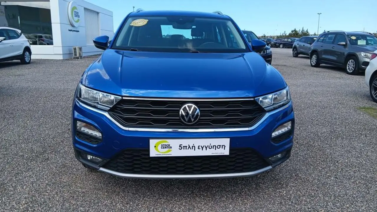 Volkswagen T-Roc - View 3