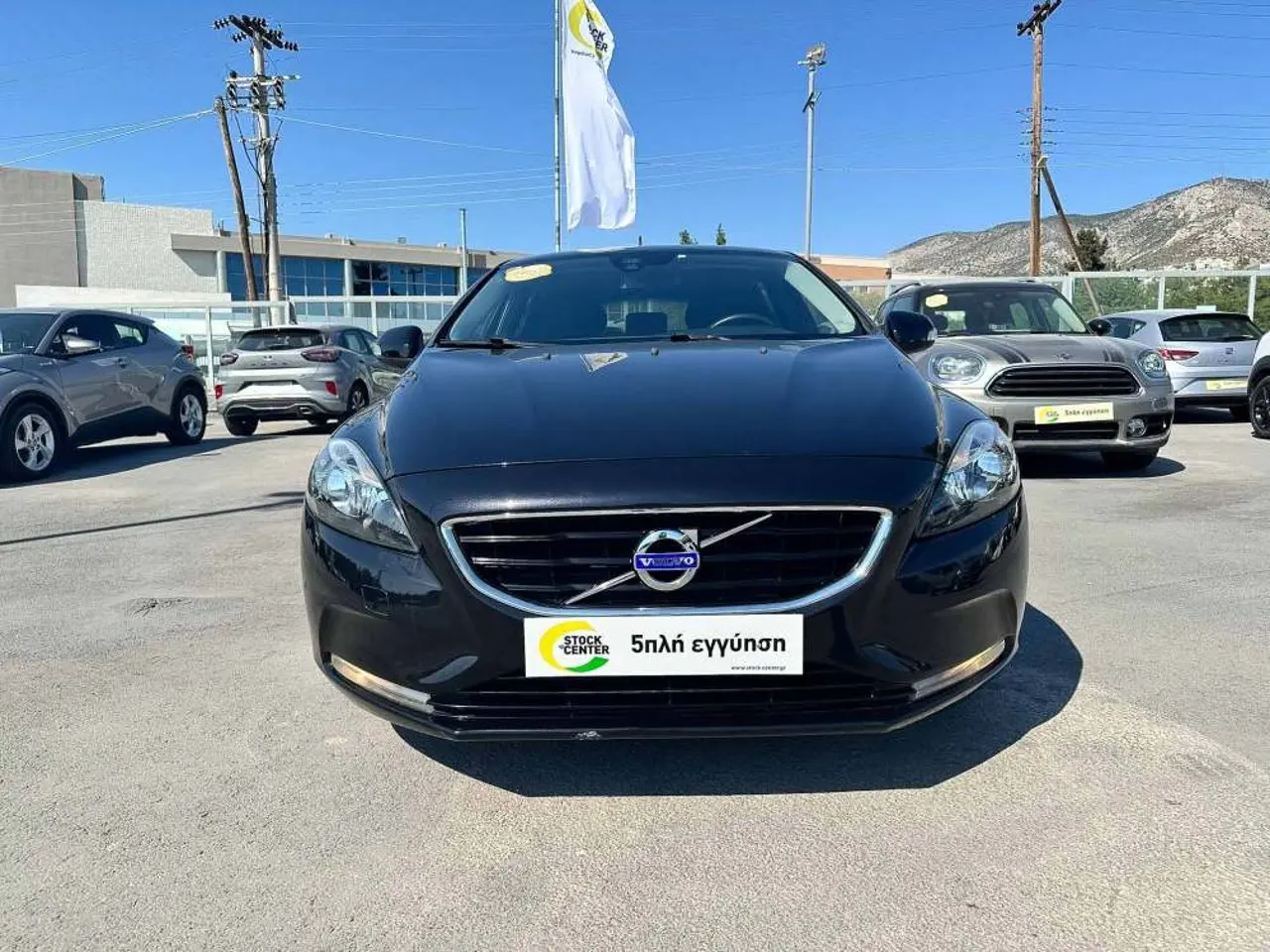 Volvo V40 - View 3