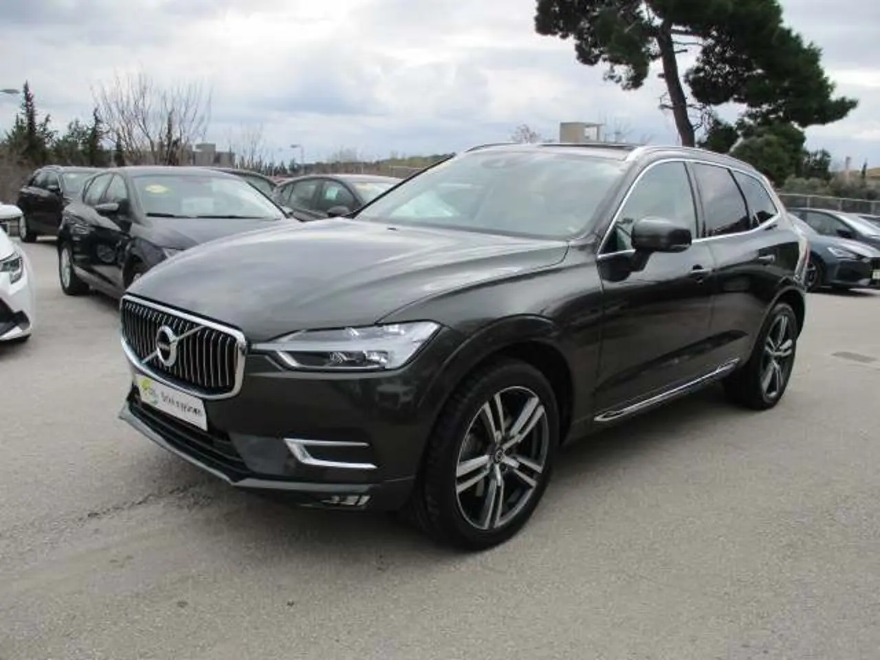 Volvo XC60 - View 3