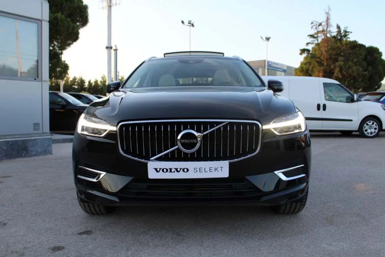 Volvo XC60 - View 2