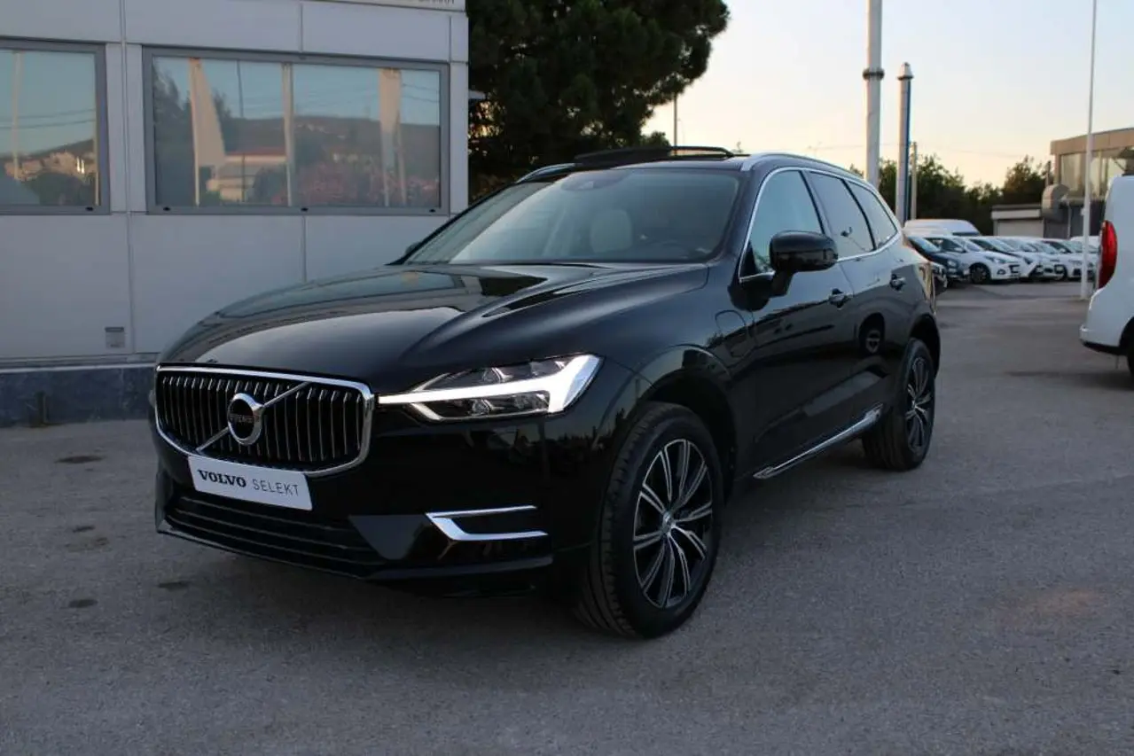 Volvo XC60 - View 3