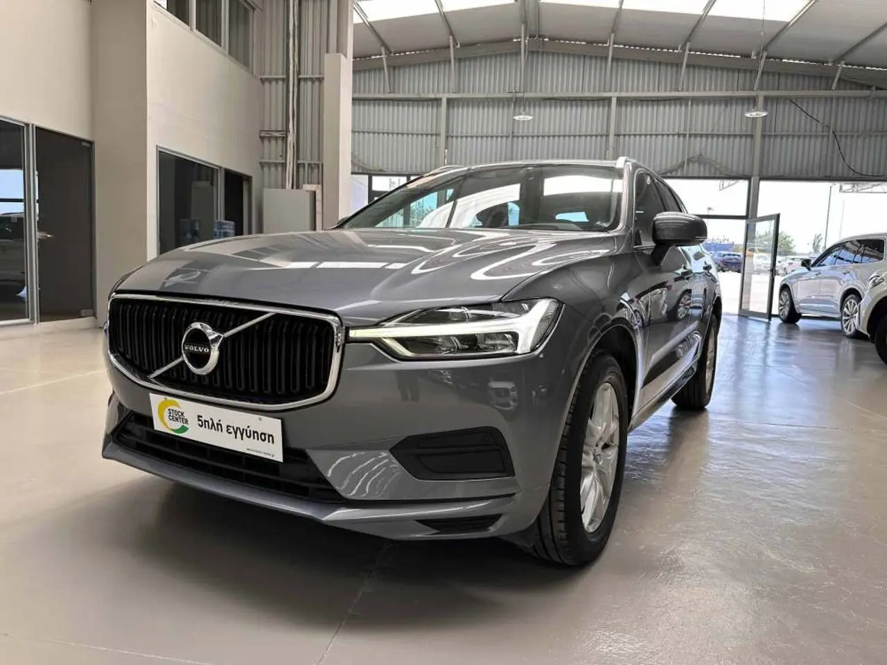 Volvo XC60 - View 3