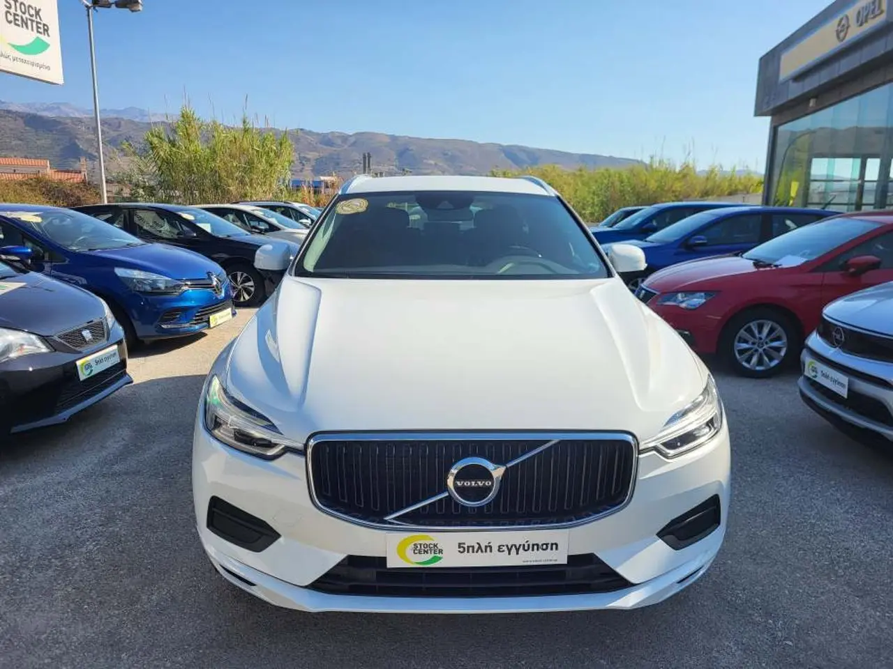 Volvo XC60 - View 2