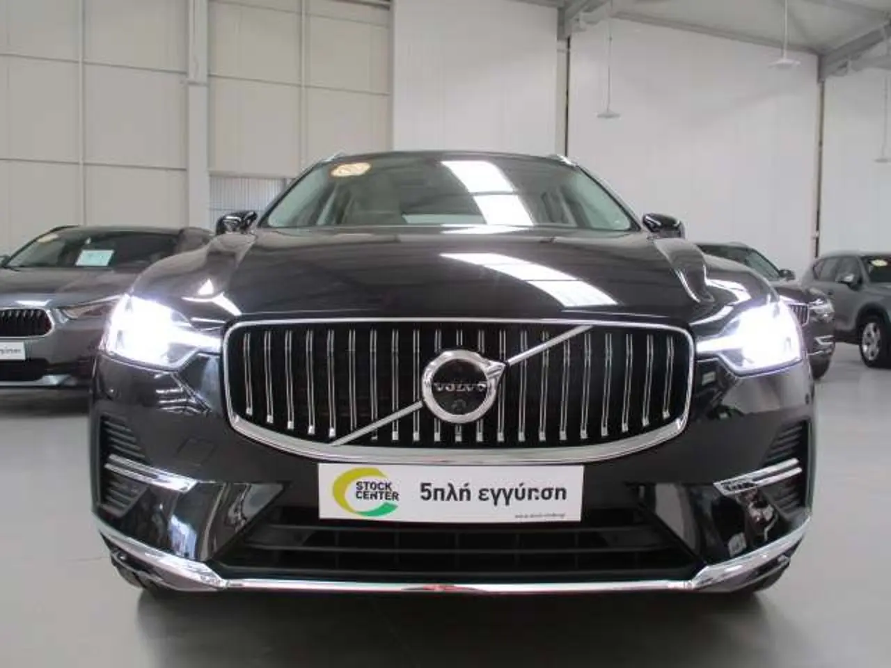 Volvo XC60 - View 2