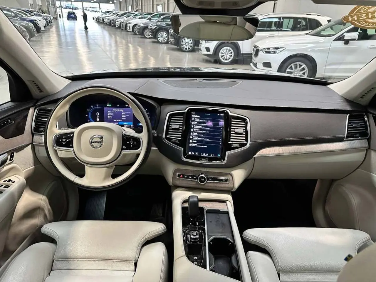 https://cdn.autoq.gr/websites/stock-center.gr/images/vehicles/volvo-xc-90-5-hronia-eggyisi-t8-recharge-gkri-2023/img_4653-2.jpg