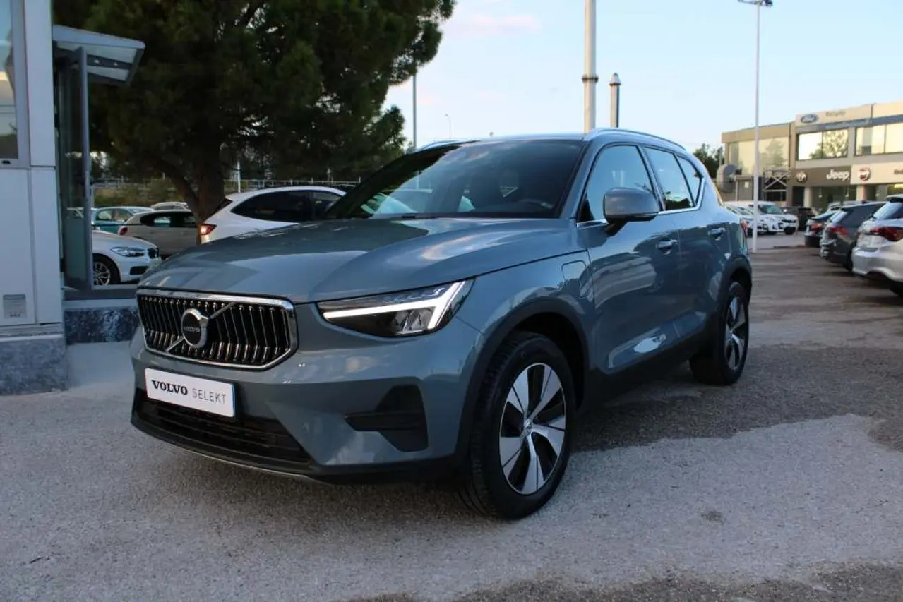 Volvo XC40 - View 3